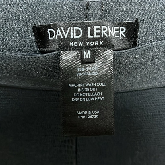 David Lerner Snake Embossed Coated Leggings M Black - Picture 3 of 7